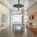 Plush 2Bd - Cdt - Gym, Pool, Parking - Sleep 8